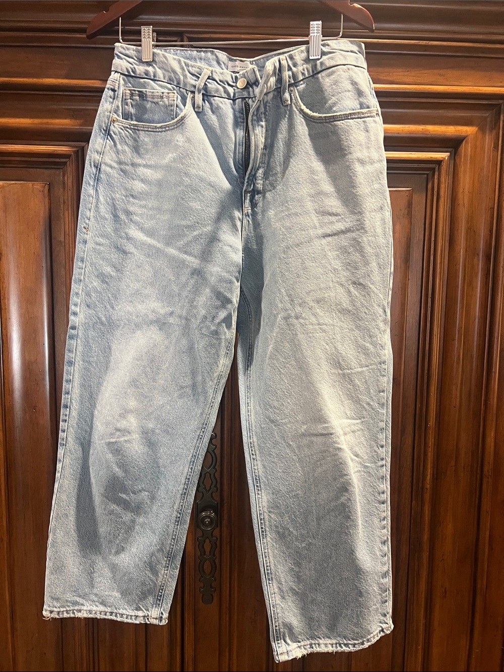 Good American Light Blue Cropped High-Rise Jeans